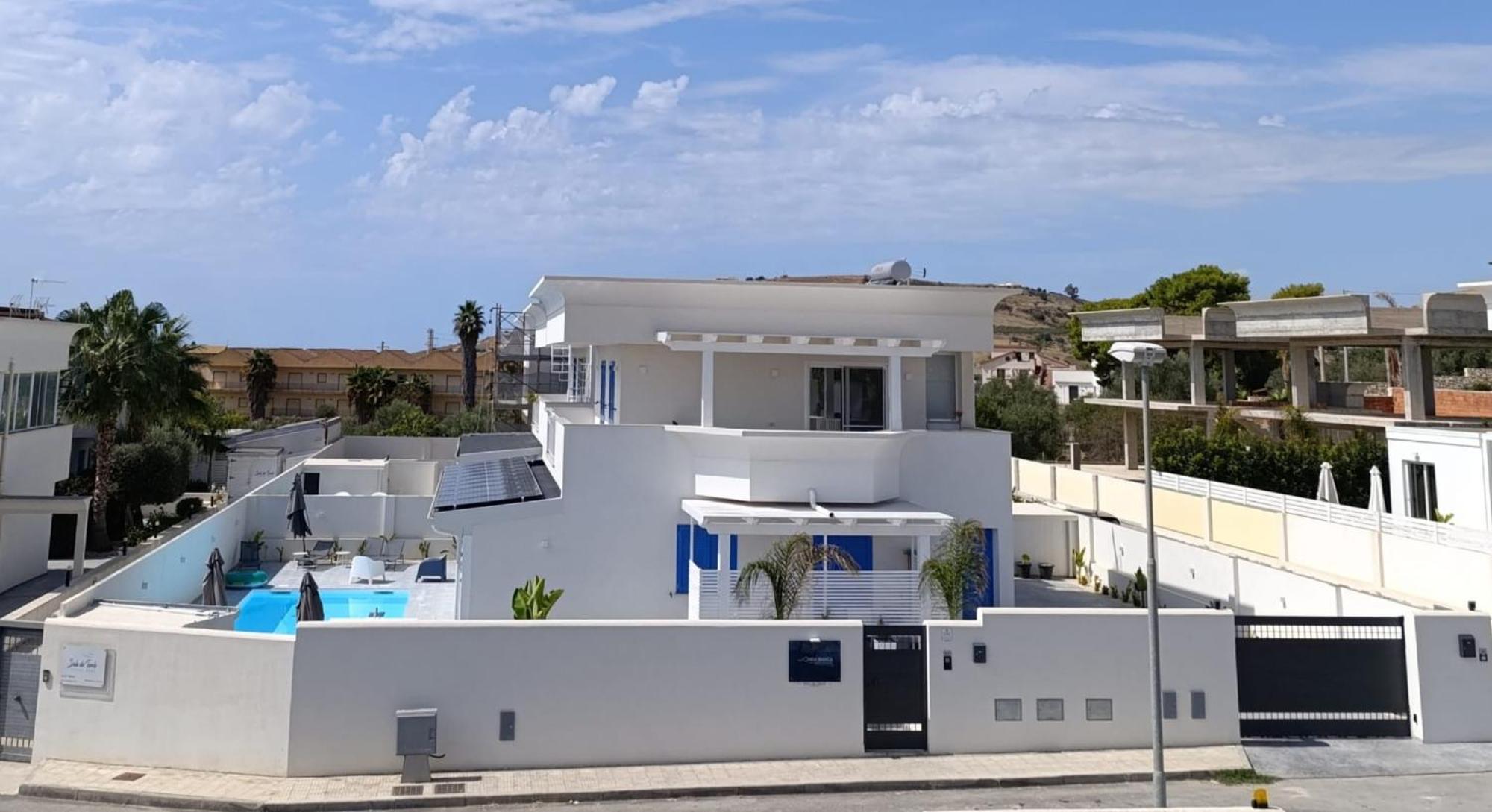 Onda Bianca Luxury Apartments Realmonte Exteriör bild